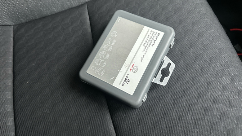 Toyota Yaris 1.5 Hybrid Icon 5dr CVT Hybrid Hatchback